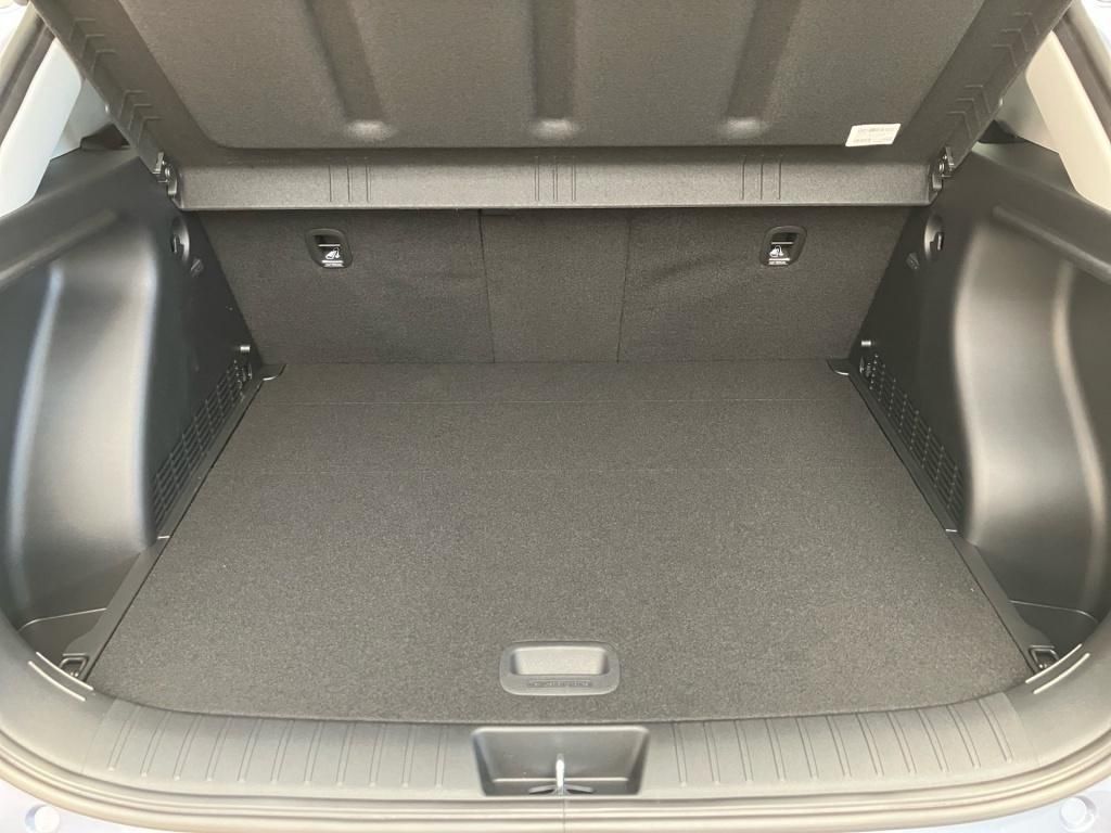 Fahrzeugabbildung Hyundai KONA EV 2WD 48,4kWh Trend WPumpe 2xKlima Navi