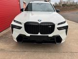 BMW X7 M60i xDrive ALLRADLENKUNG +LUFT+AHK+HARMAN - BMW X7 M60 aus 2024