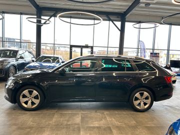 Skoda Superb Combi Style 4x4 *Shz*PDC*AHK*