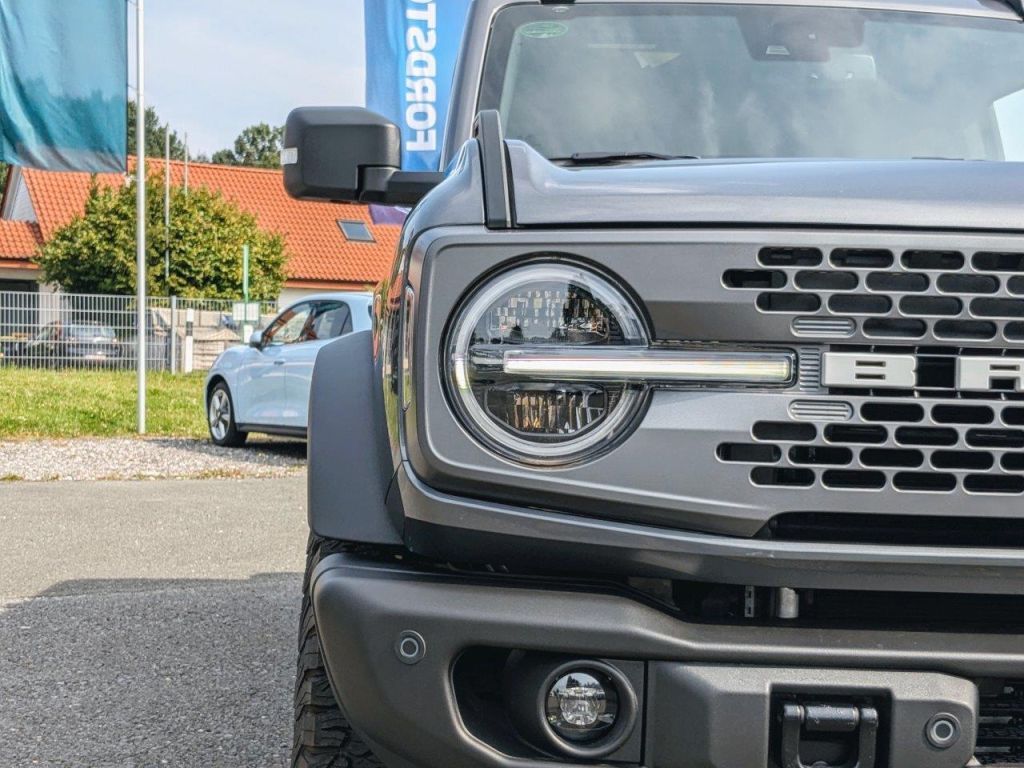 Fahrzeugabbildung Ford Bronco Badlands V6 Ecoboost 4x4