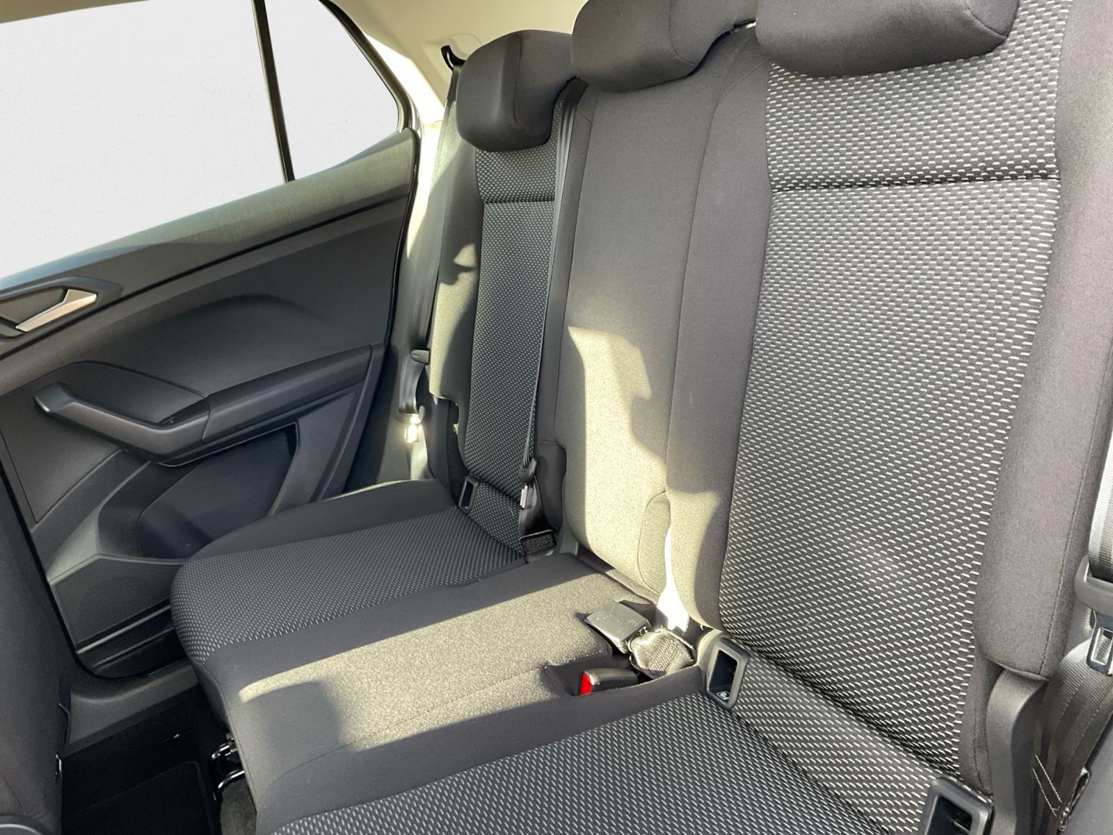 Volkswagen T-Cross - Bild 12