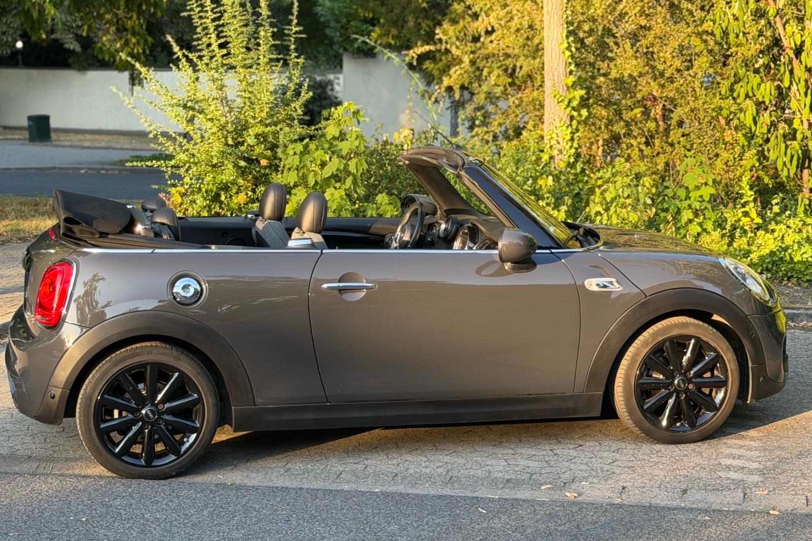 MINI Cooper S Cabrio Chili II Navi  LED  DEKRA-Siegel