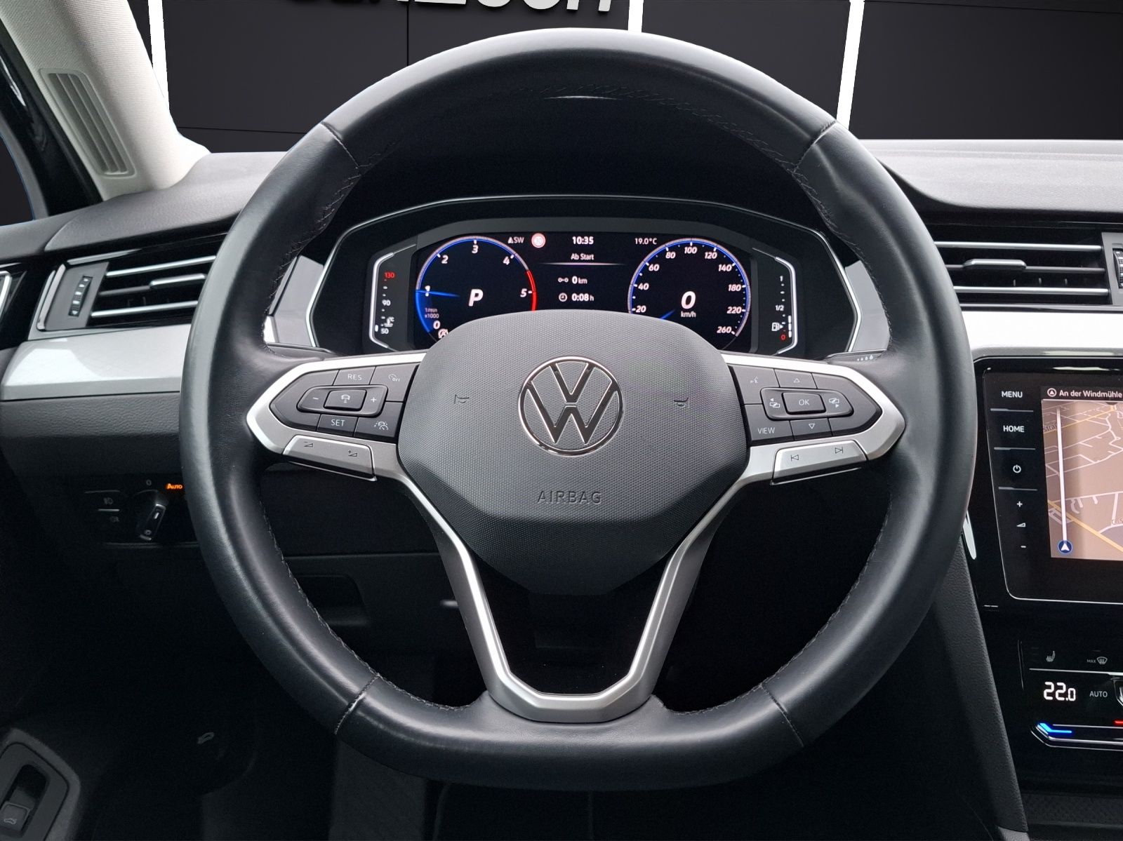Fahrzeugabbildung Volkswagen Passat Variant TDI Business DSG Matrix Navi AID