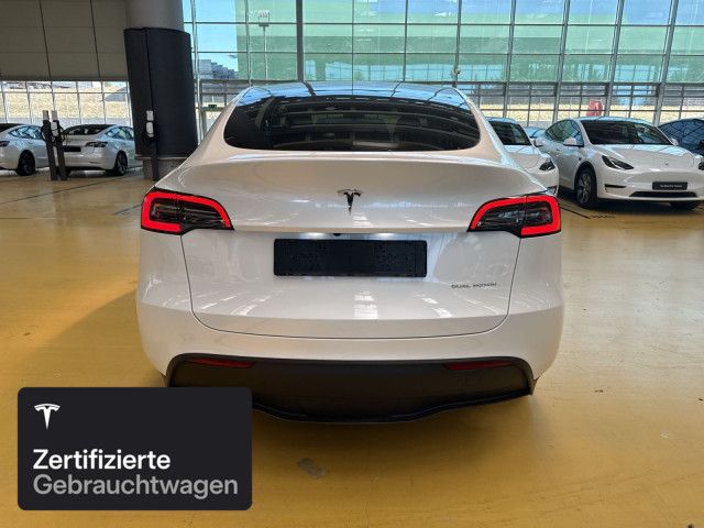 Tesla Model Y Long Range AWD foto 6