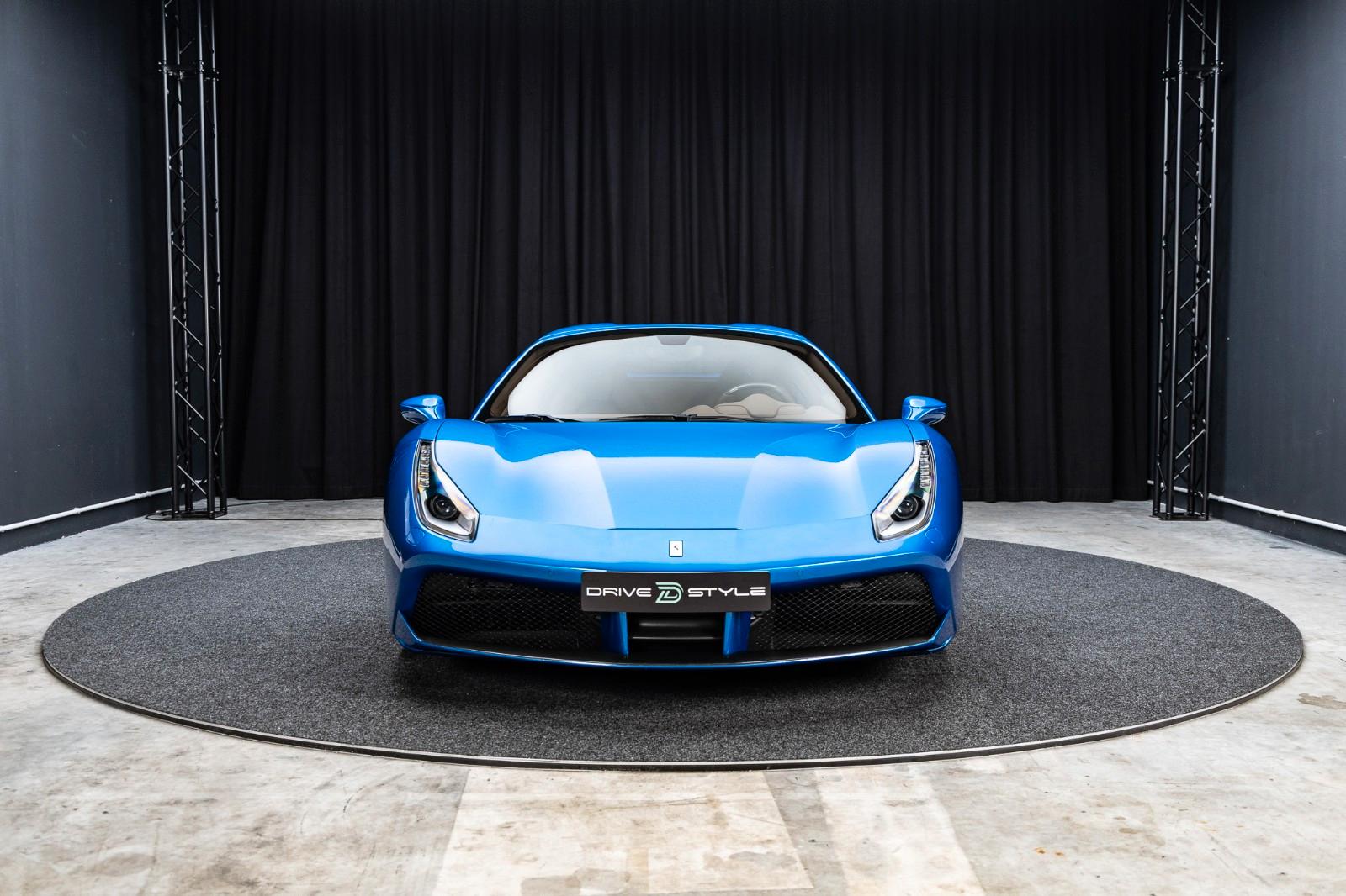 Ferrari 488 Spider + Carbon + Daytona + Liftsystem