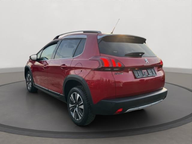Peugeot 2008 Allure 1.2 PANO ALLWETTER NAVI PDC SHZ CARP