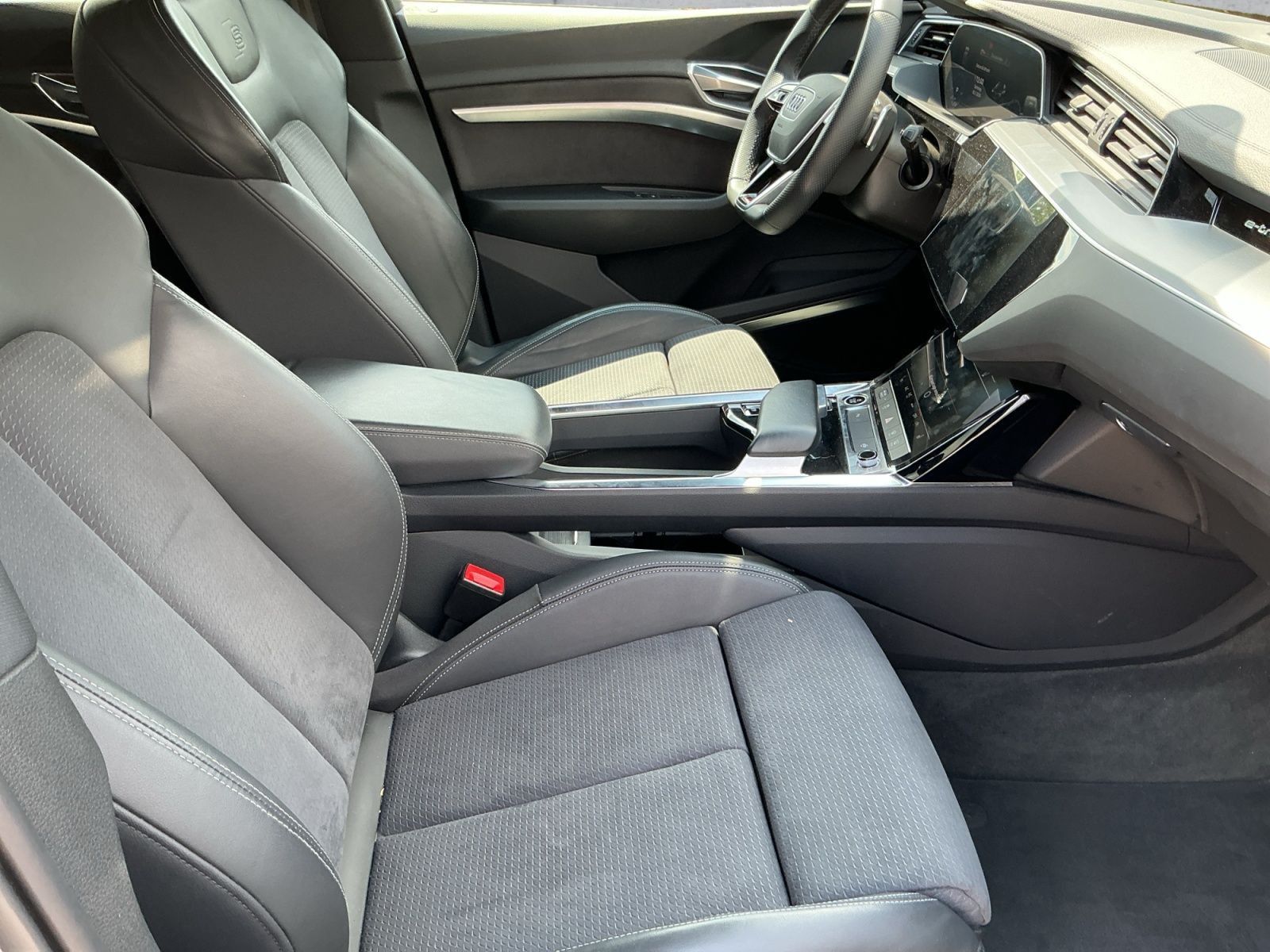 Audi e-tron - Bild 13