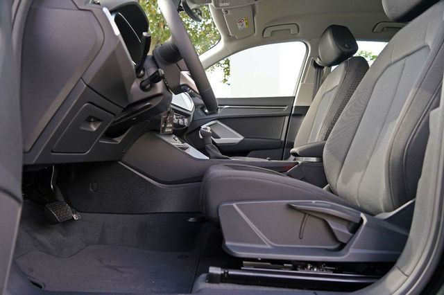 Q3 45 TFSI e NAVI+ VIRTUAL COCKPIT