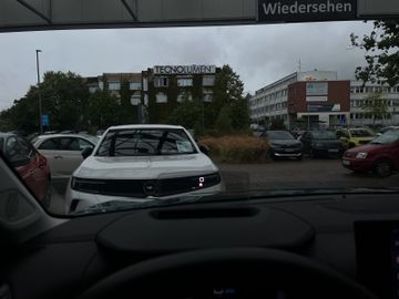 Citroën C4 Shine PT 130 Navi+RFK+LED+LM