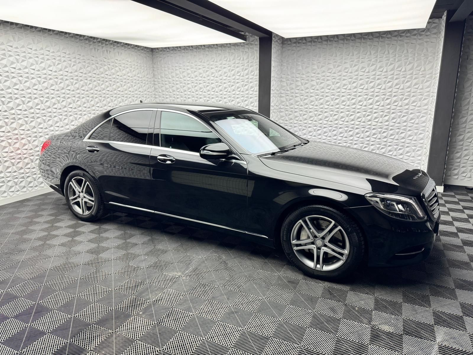 Fahrzeugabbildung Mercedes-Benz S 350d AIRMATIC/DISTRO/BURMESTER/KEYL/SOFTC/360°