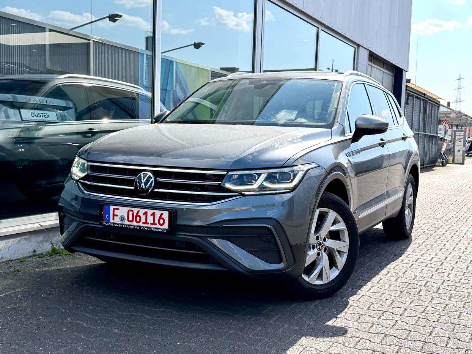 Volkswagen Tiguan Allspace Life IQLight/Pano/Kamera/AHK/HUD