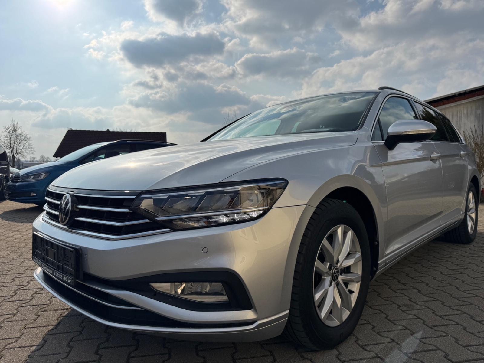 Volkswagen Passat Var Business 2.0TDI AHK Kamera TravelAss