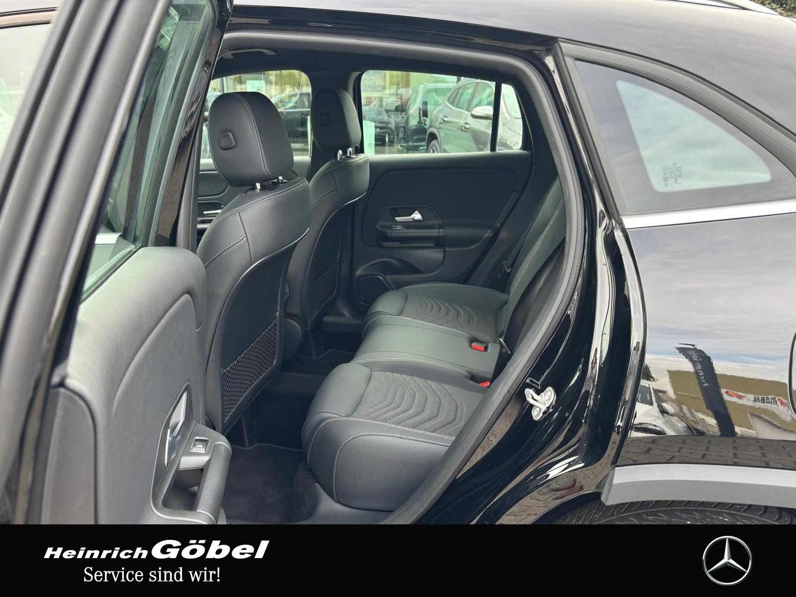 Fahrzeugabbildung Mercedes-Benz GLA 200 ENTRY-ADV. LED KAM NAVI SHA EPHK SPI SH