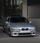 BMW M5 Facelift Leder/Alcantara DSP-Sound System  - silberne BMW M5