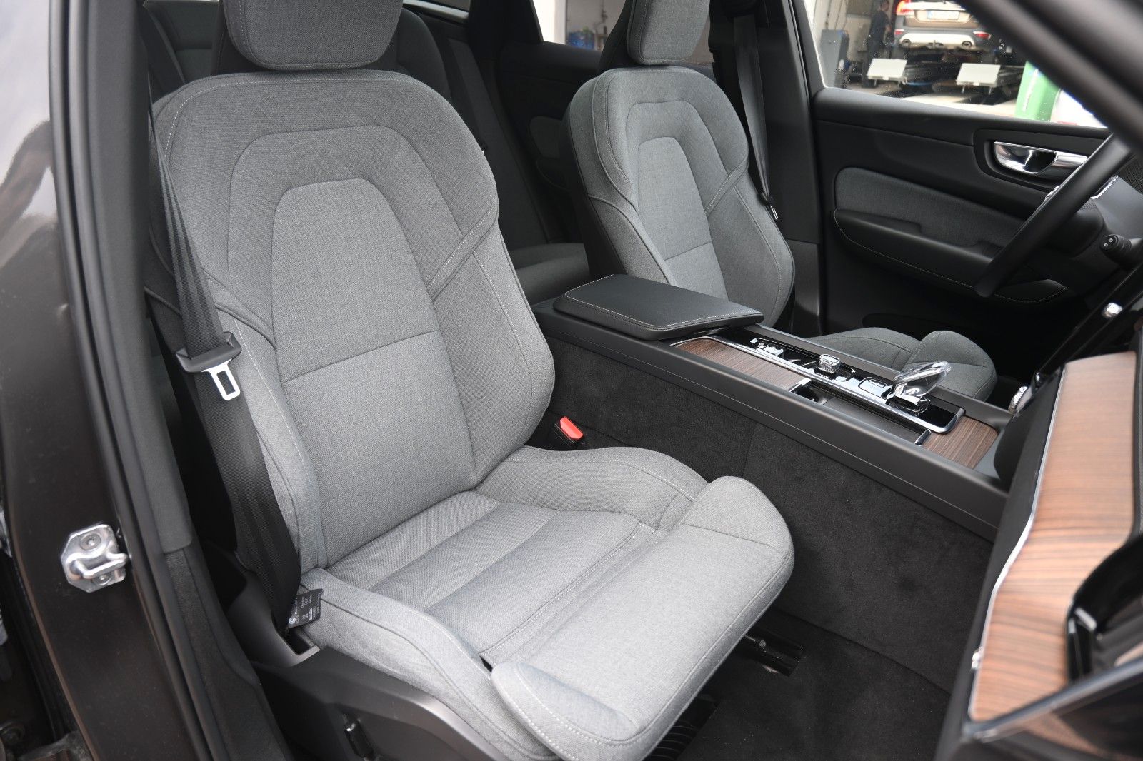 Fahrzeugabbildung Volvo XC60 T8 AWD Recharge Inscription*360°*STDHZG*ACC