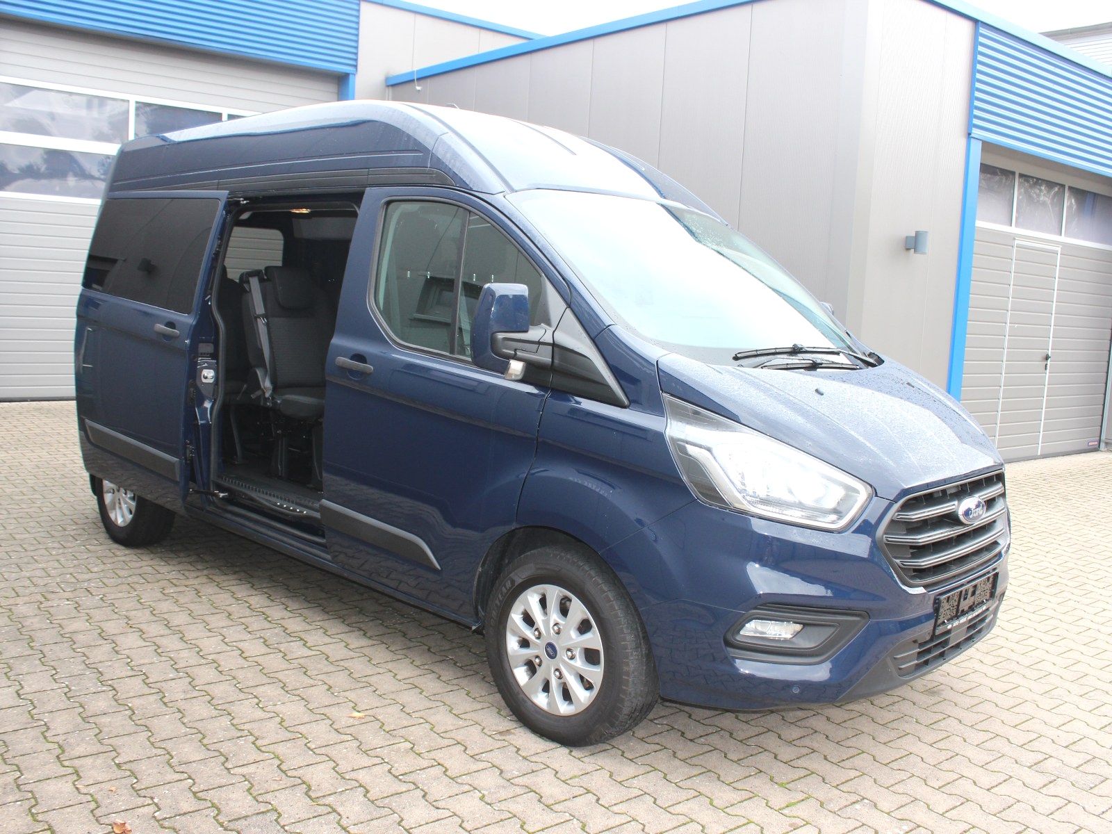 Fahrzeugabbildung Ford Transit Custom 320 L2 Trend 2,0 TDCi