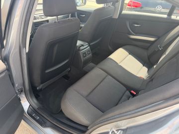 BMW 318 - 12