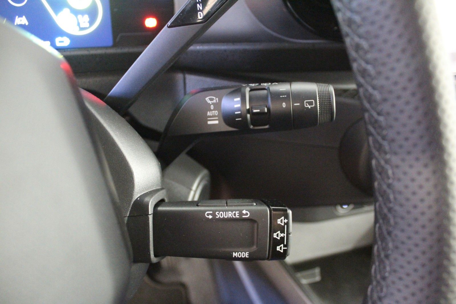 Fahrzeugabbildung Renault Twingo E-Tech 80 Urban Range *Techno*Sitzheizung