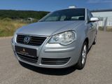 Volkswagen Polo IV Comfortline 1.4i Klimaaut. TÜV 140TKM - Volkswagen Polo: 14