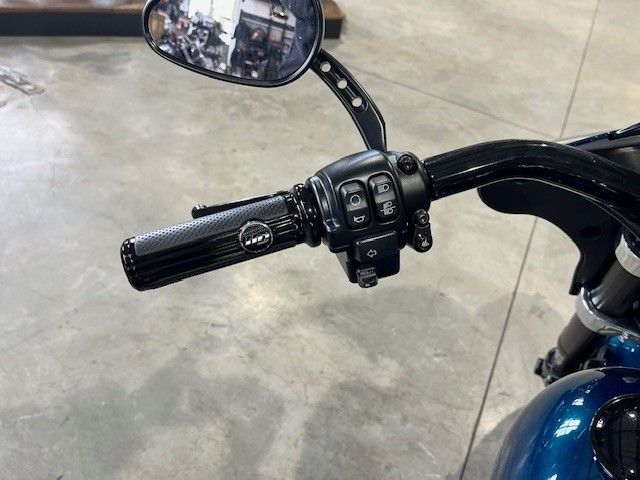 Fahrzeugabbildung Harley-Davidson FLSB Sport Glide 107cui Kesstech 30/30 Noke