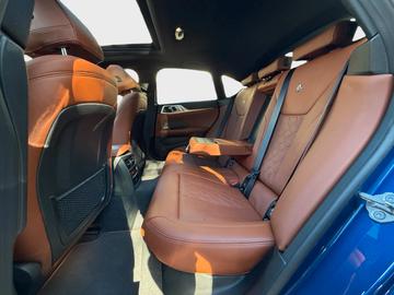 صورة مصغرة 15 لـ 2023 Alpina B4
