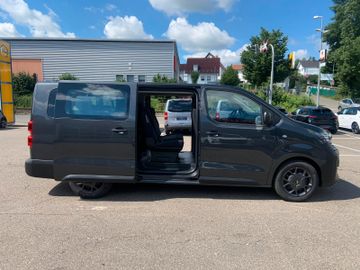 Bild 6 Opel Vivaro Kombi XL 9 Sitze 8 AT Heckklappe