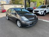 Toyota Prius 1.5-l_VVT-i Executive - graue Toyota Prius