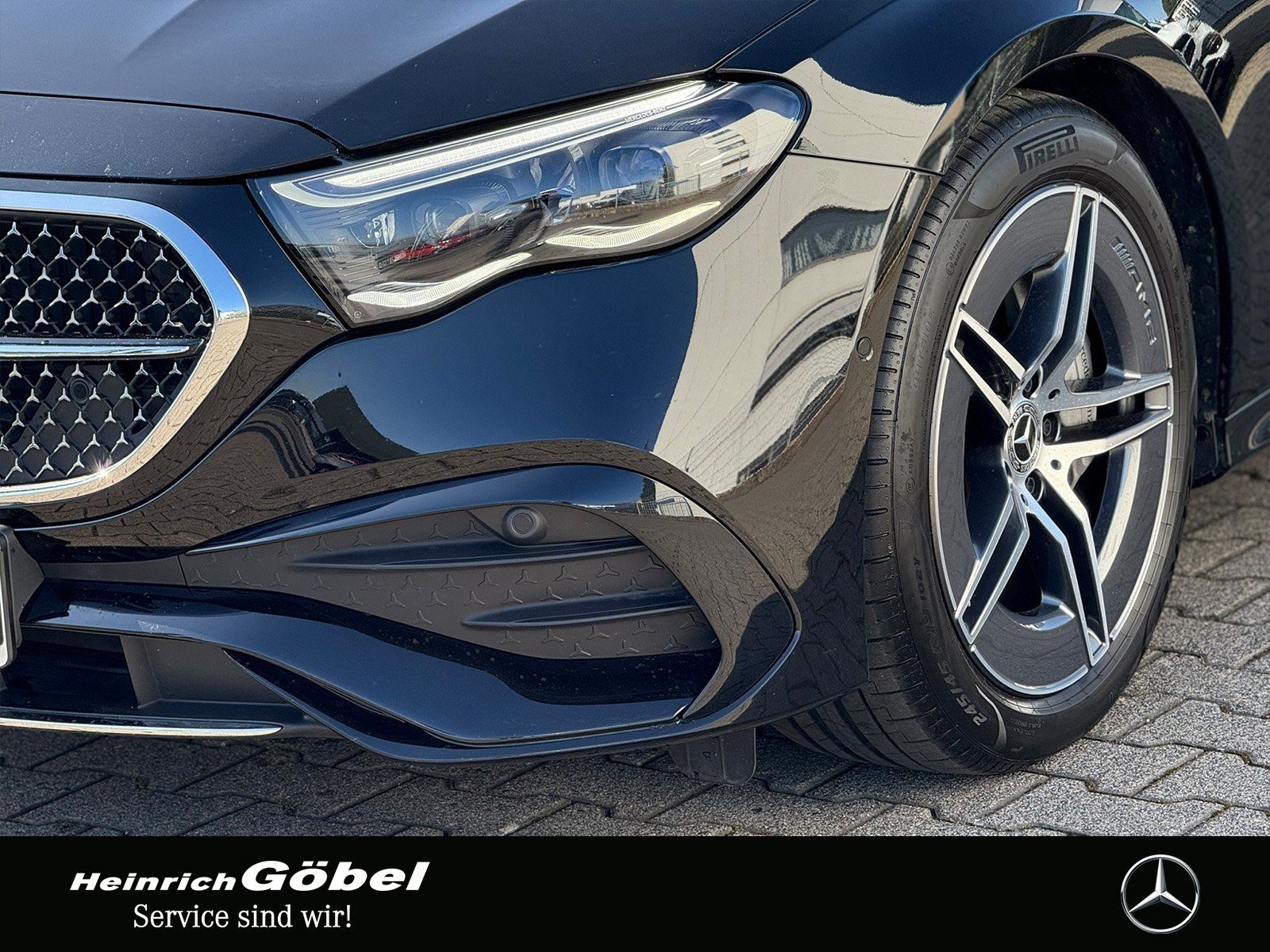 Fahrzeugabbildung Mercedes-Benz E 220 d T AMG*AHK*360°KAM*DIGITAL*MEMORY*TOTWINK