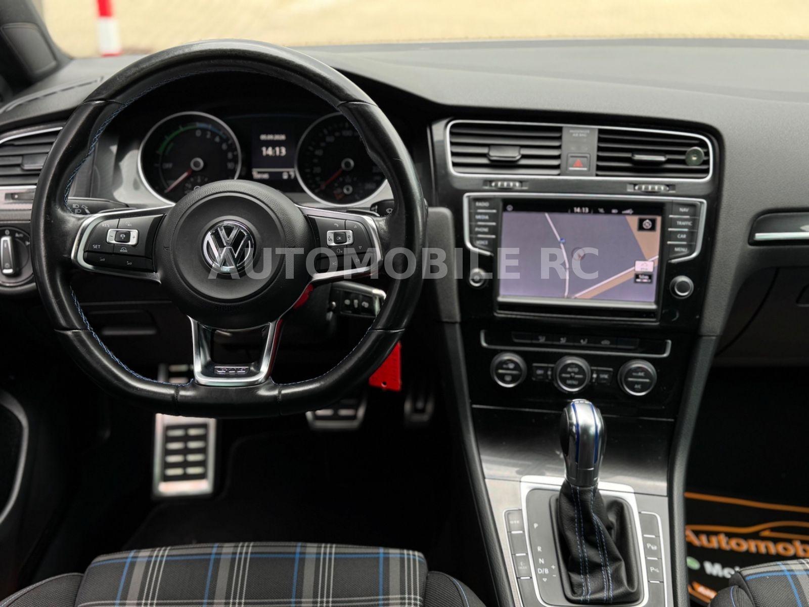 VOLKSWAGEN GOLF GTE 204CH