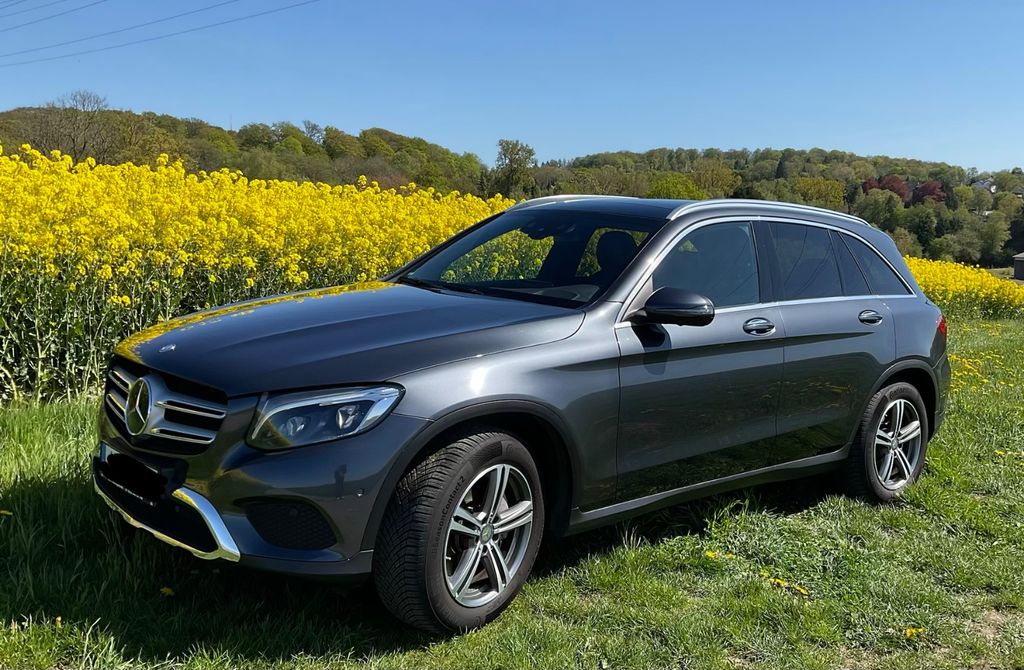 Image of Mercedes-Benz GLC 220