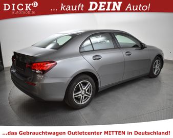 Fahrzeugabbildung Mercedes-Benz A180d LIMO 7G-DCT >NAVI+SITZHZ+PARKASS+MFL+TEMP