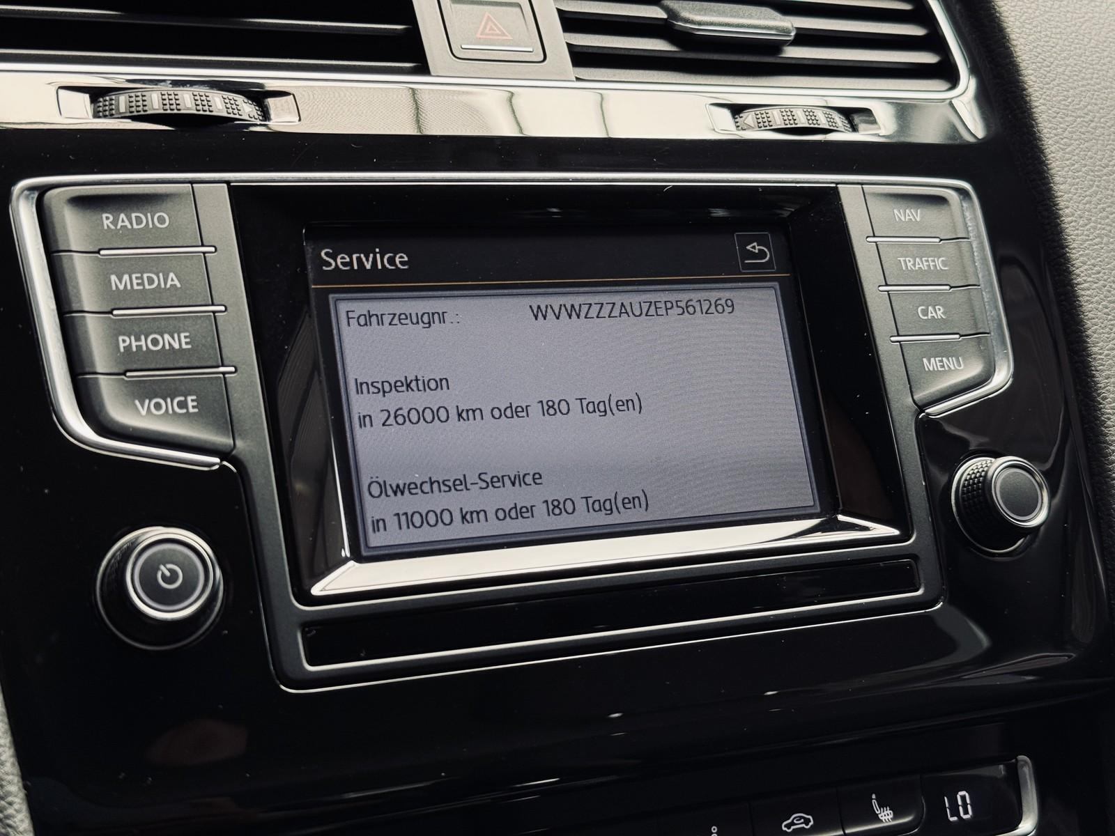 Volkswagen Golf Variant Highline Automatik |AHK|NAVI|KAMER|