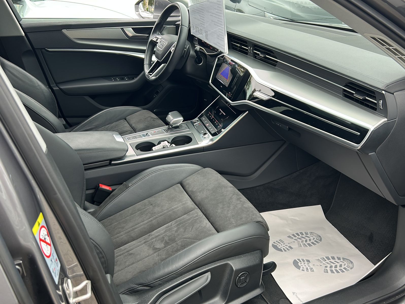 Fahrzeugabbildung Audi A6 Avant 50 TDI quattro