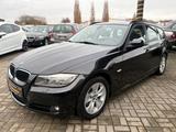 BMW 320 3 Touring 320i - BMW 320 aus 2011: 320i