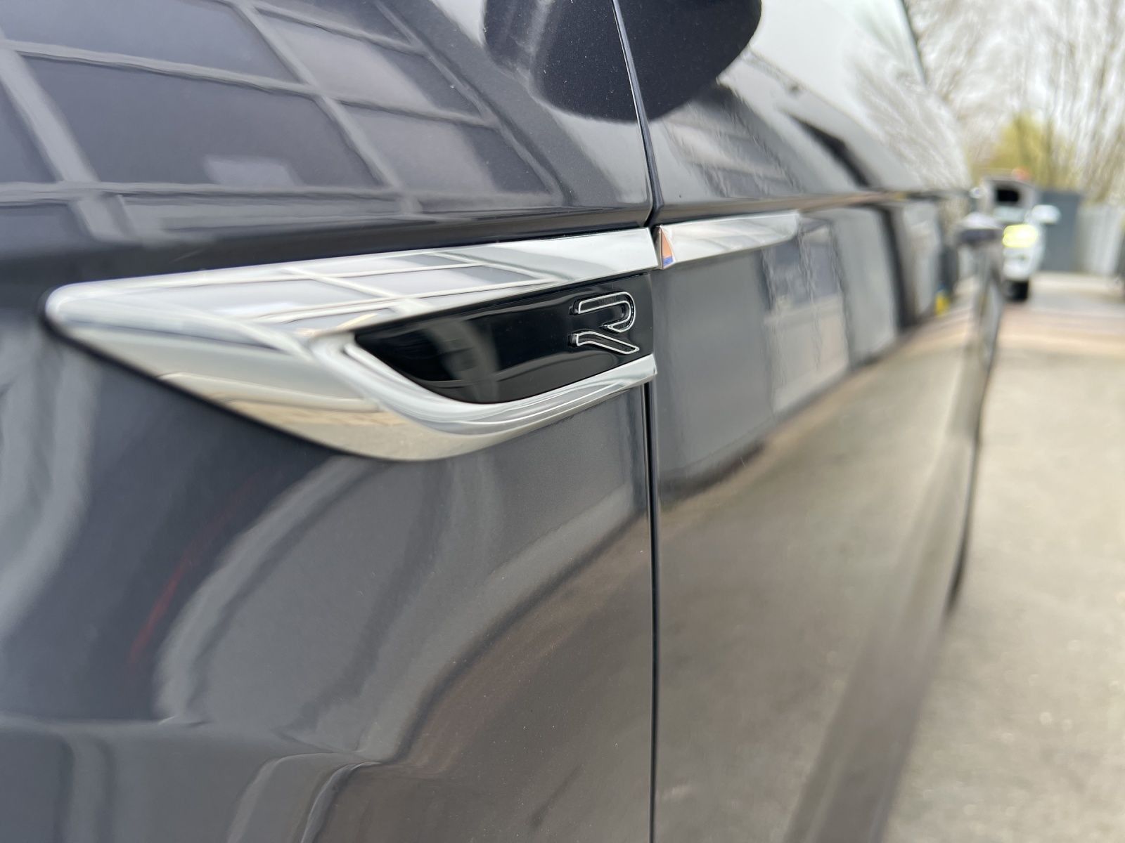 T-Roc Cabriolet R-Line 1.5 TSI DSG AHK*Navi*LED