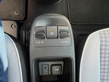 Fahrzeugabbildung Fiat 500 1.0 Hybrid FireFly Torino Temp LED Klimaaut.