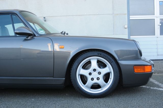 Porsche 964 C4 Coupe / top Farbkombi / Motor abgedichtet