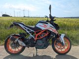 KTM Duke 390 - KTM 390 DUKE