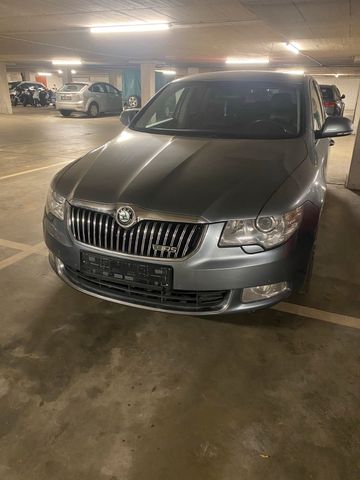 Skoda Superb 170 ps