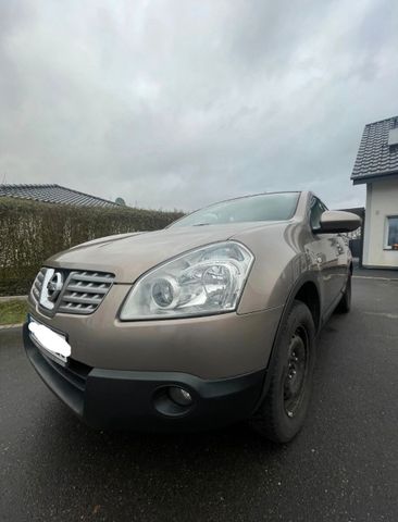 Nissan Qashqai 2.0 4x4 Automatik Pano A-Kupplung Klima