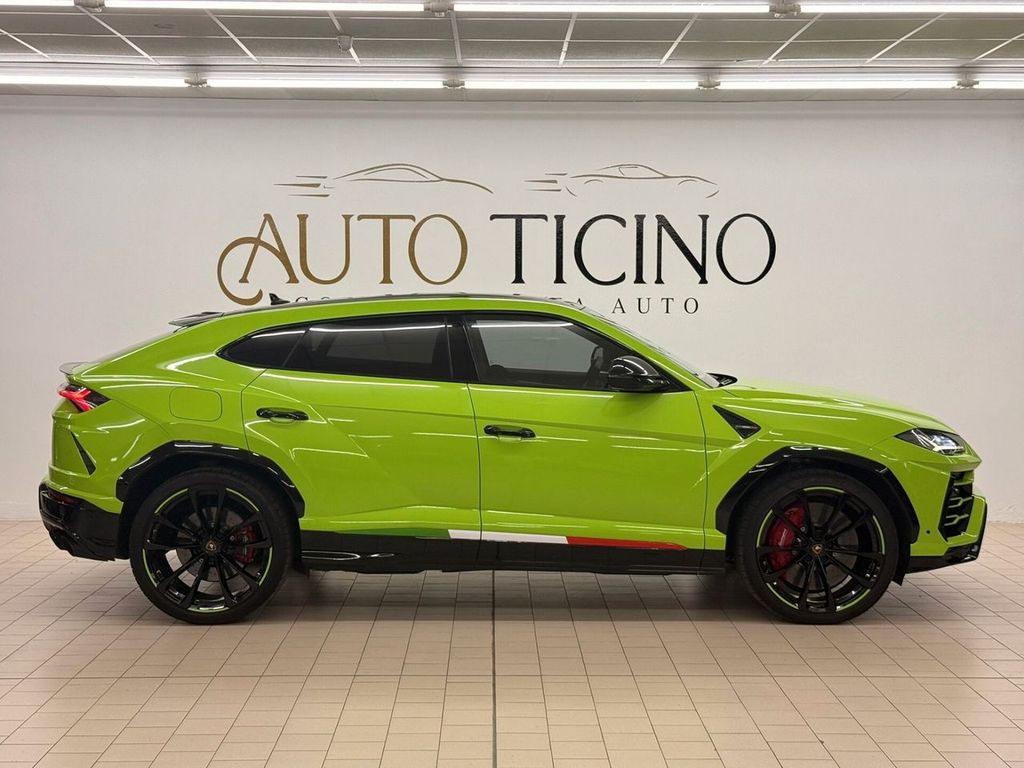 Image of Lamborghini Urus