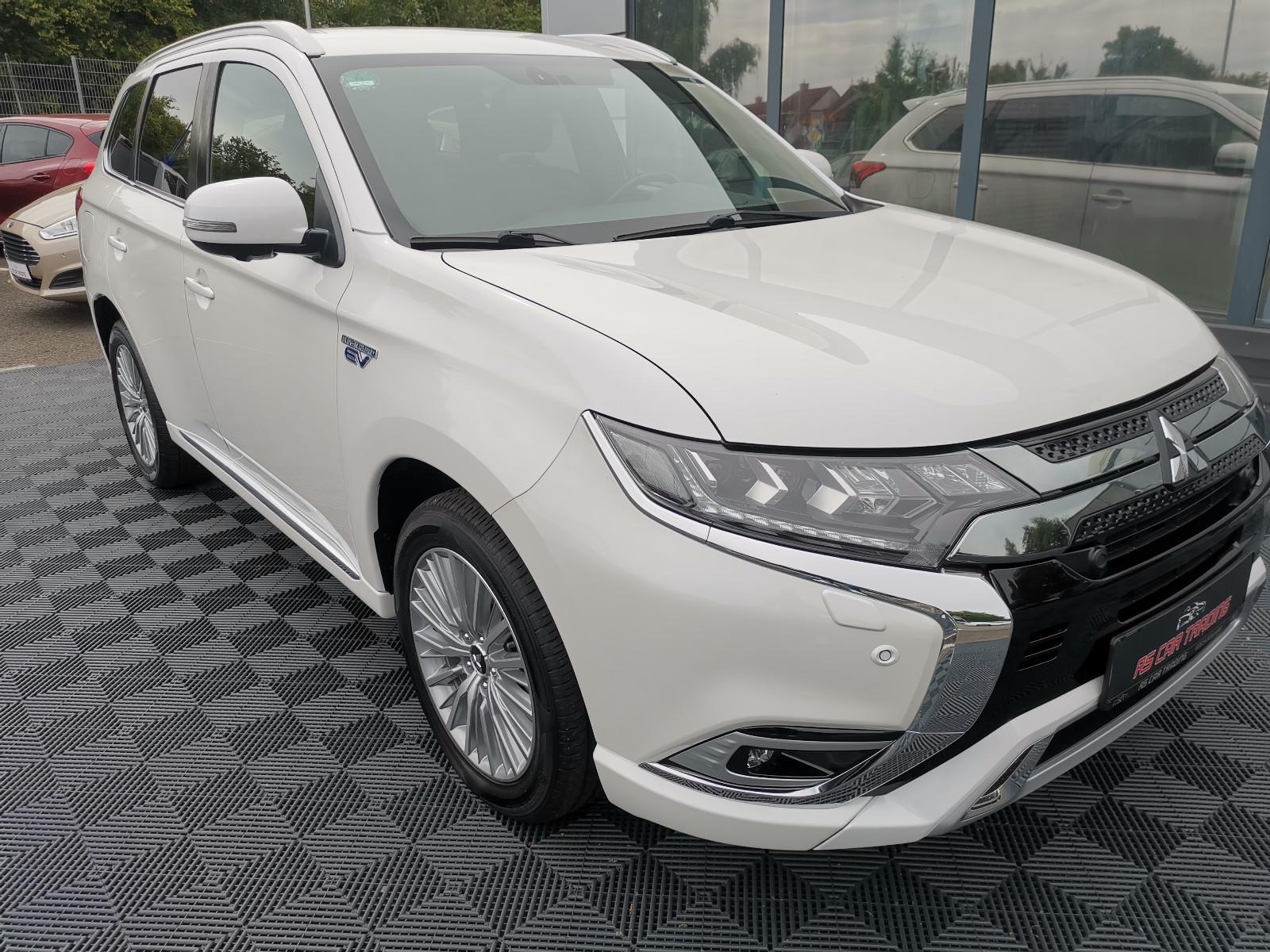 Mitsubishi Outlander PHEV Intro Edition 4WD