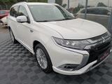 Mitsubishi Outlander PHEV Intro Edition 4WD - Mitsubishi Outlander mit Hybrid-Antrieb