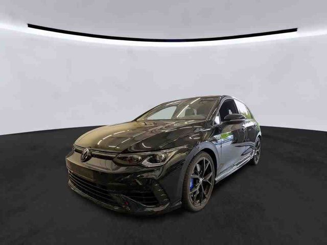 Golf VIII R 2.0 TSI DSG 4M BLACKSTYLE AKRA+PANO+