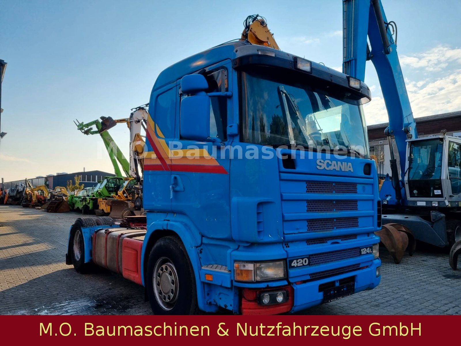 Fahrzeugabbildung Scania 420 - 124 L / Euro 3 / EPS /