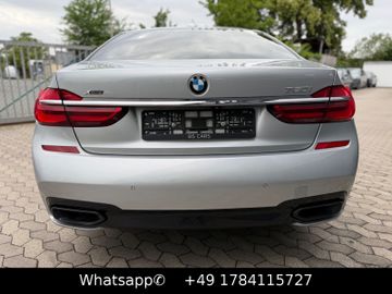 BMW 750 - 7