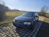 Audi A6 2.4L - Audi A6 aus 2001: 4.2