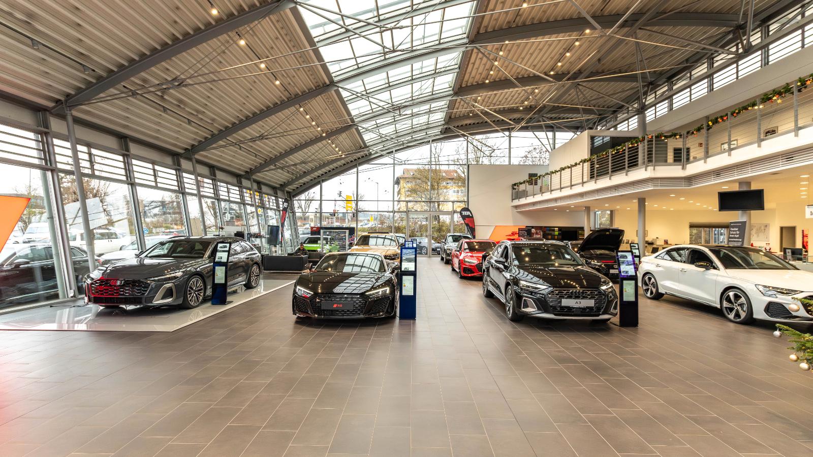 showroom-image-main