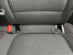 Fahrzeugabbildung Ford Focus Turnier 1.5 ST-Line X *LED*APP*TEMP*SHZ*18