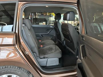 Volkswagen Touran*7-Sitzer*MASSAGE*ACC*AHK*NAV*STHZ*